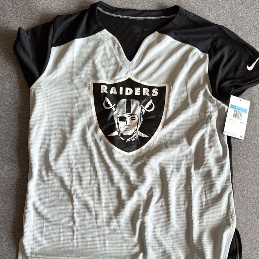 Nike Raiders Black and White T-Shirt